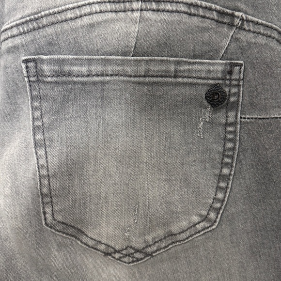 Democracy Ab Solution Grey Straight Leg Jeans - Picture 4 of 10